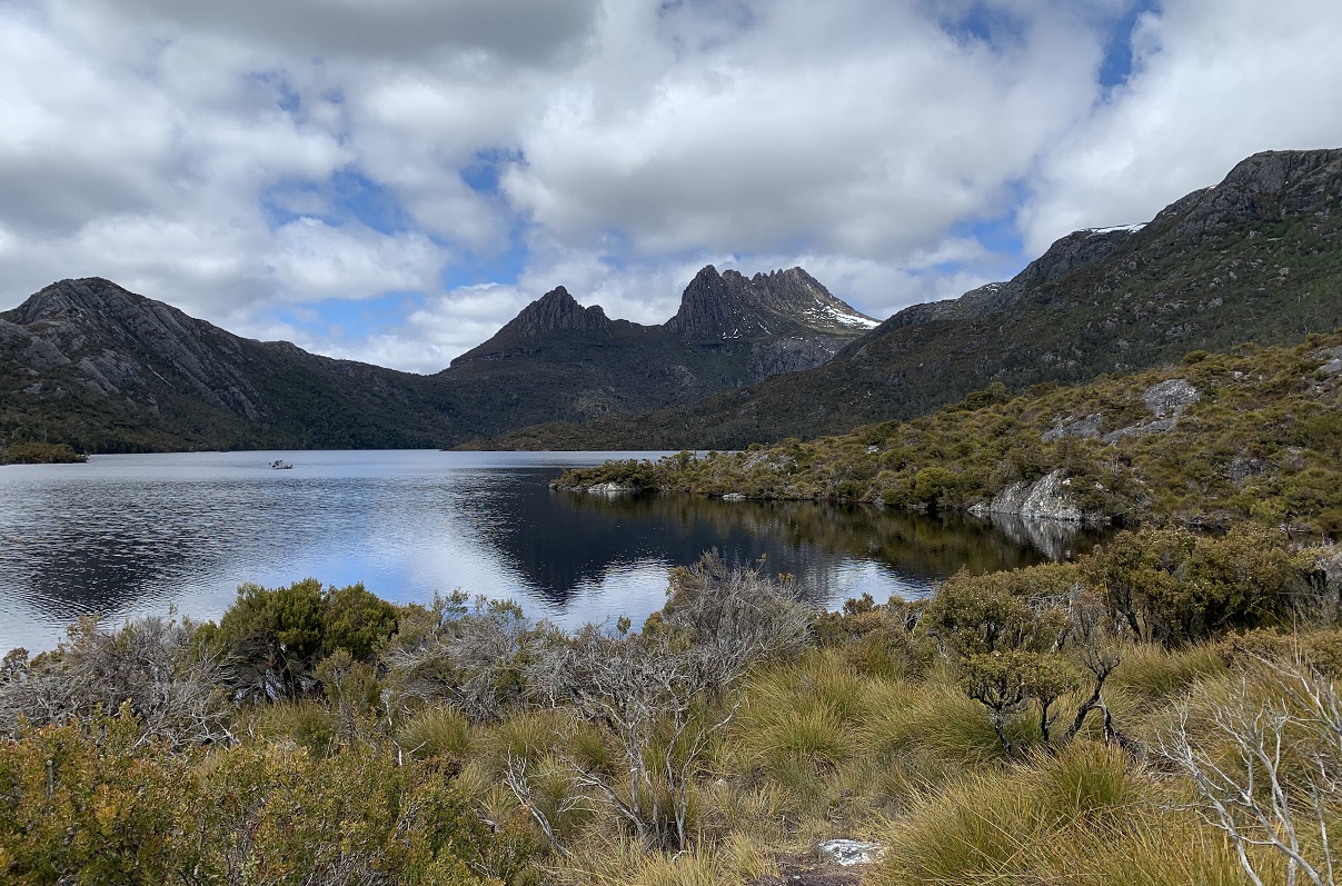 Image of Dove Lake with Cradle Mountain as Background