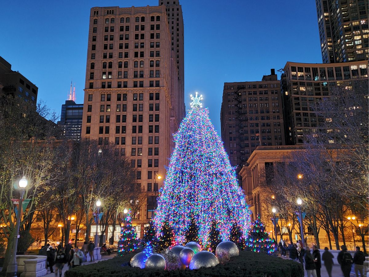 Image of Romantic Christmas Chicago